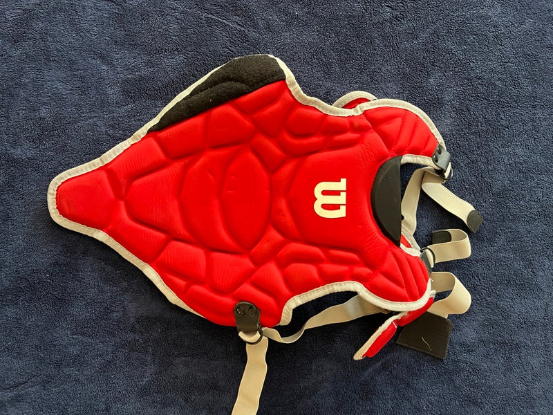 Wilson EZ Gear 2.0 Kit Catcher's Set with Mizuno Prospect 31.5" RH throw Mitt(Used) Ages 5-6