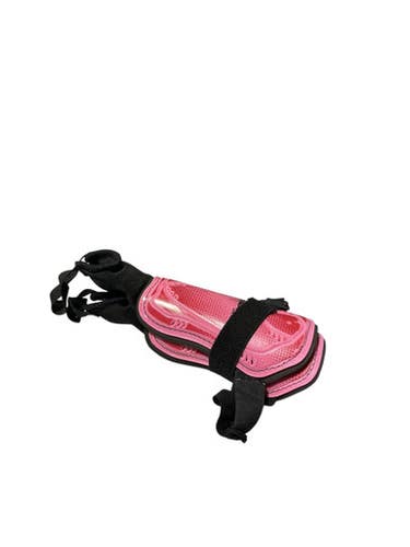 Used Brava Soccer Shin Guards Youth Pink XS 11834-S000040763