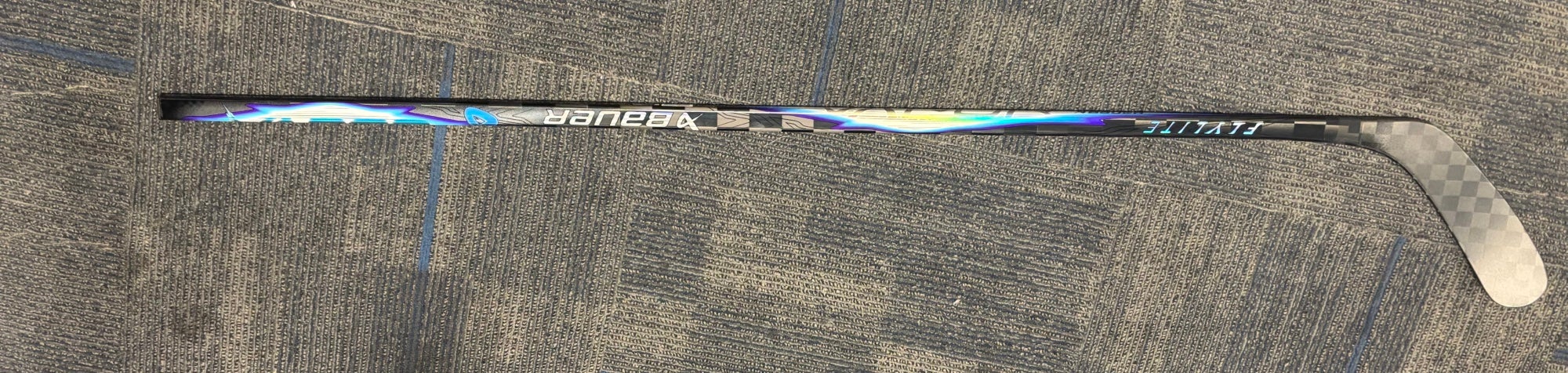 Senior Bauer Vapor FlyLite Right Handed Hockey Stick P90TM (New)