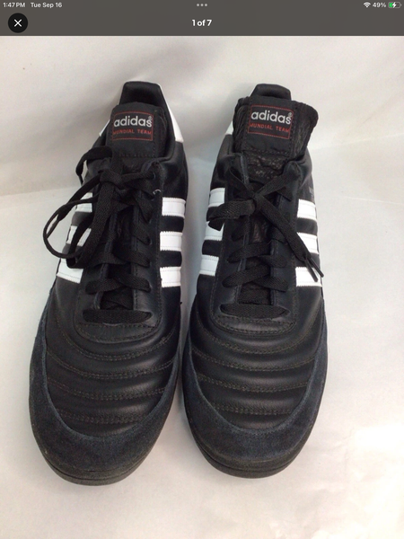 Black Men's Size M 12.0 Adidas Mundial Team Indoor Soccer Cleats (Gently Used)