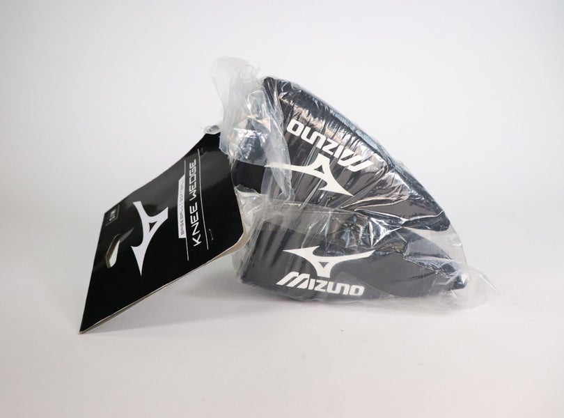 Mizuno Catcher's Knee Wedge Youth S/M Baseball / Softball Set of 2 Black & White