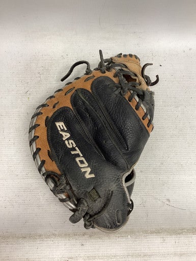 Used Easton TOURNAMENT SERIES BB/SB Catchers RH Throw Black And Copper 32 1/2" 11851-S000038241