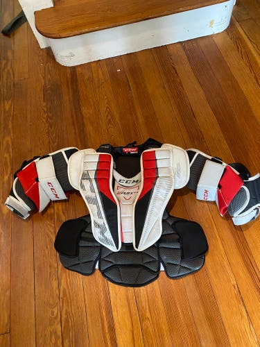 Small / Medium CCM EFLEX 5.5 Goalie Chest Protector (Used)