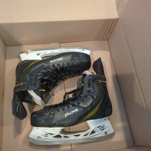 2012 CCM Tacks Hockey Skates Wide Width 11 (Used)