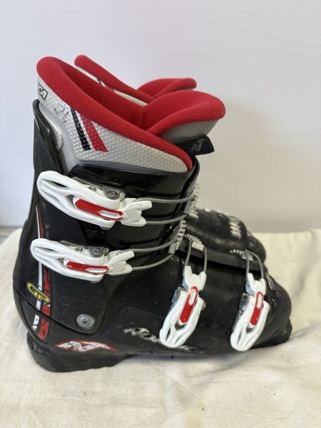 Mondo Size 26 US Size 8 - 9 NORDICA GP T SKI BOOTS