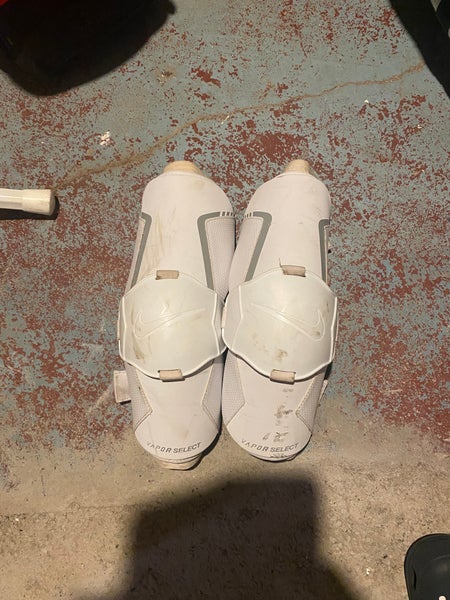 Large Adult Nike Vapor Arm Pads (Used)