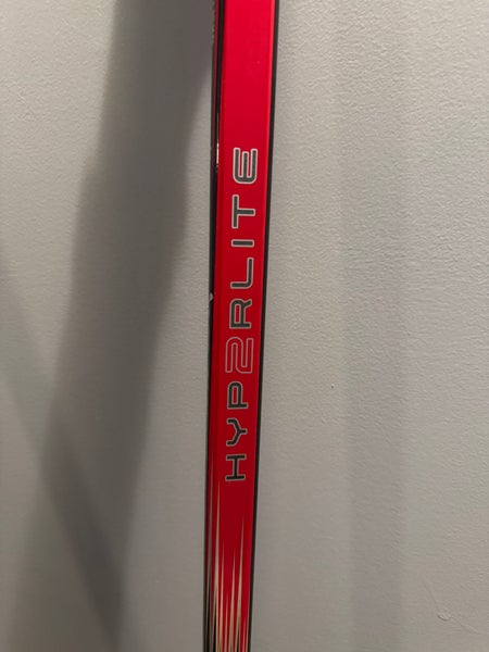 Senior Bauer Vapor Hyperlite 2 Right Handed Hockey Stick P88M Pro Stock (New)