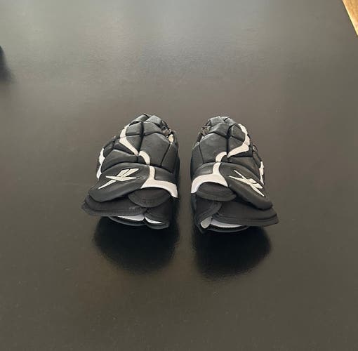 Reebok XTK Gloves 13" (Used)
