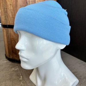 Light Blue Knit Beanie/Touque (New)