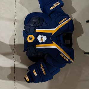 XS Vaughn Velocity V9 Goalie Chest Protector (New)