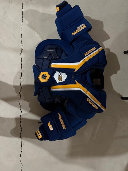 XS Vaughn Velocity V9 Goalie Chest Protector (New)
