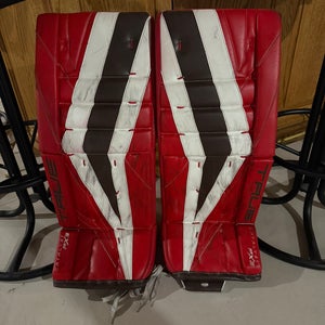 31" True Catalyst PX3 Goalie Leg Pads (Used)