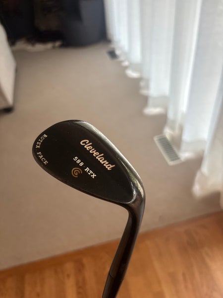 Cleveland 588 Right Handed Wedge 60 Degree (Used)