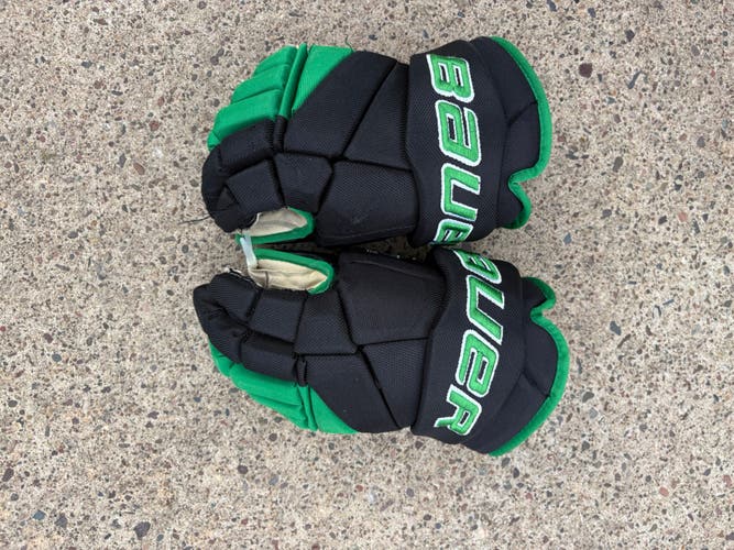 Bauer Vapor Pro Team Gloves 15" Pro Stock (Used)
