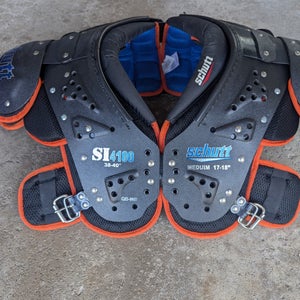 Medium Adult Schutt SI4100 Shoulder Pads