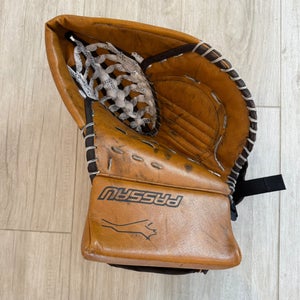 Hockey Goalie Glove - Modern Retro