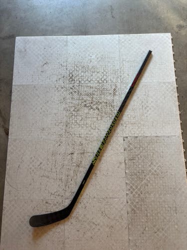 Senior Sher-Wood Rekker Legend 2 Right Handed Hockey Stick P90TM (Used)