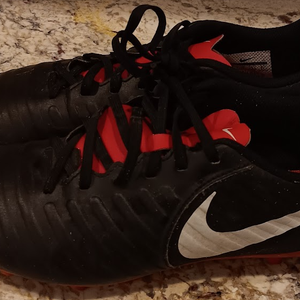 Nike Tiempo Size 10 SoccerCleats