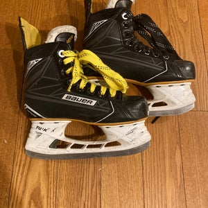 2016 Bauer Supreme S160 Hockey Skates Size 2.5 (Used)