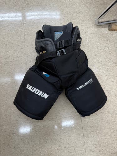 Junior Small 2023 Vaughn Velocity V9 Pro Hockey Goalie Pants (Used)