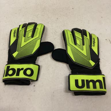 Used Umbro UMBRO GOALIE GLOVES Soccer Goalie Gloves Green 7 11725-S000491167