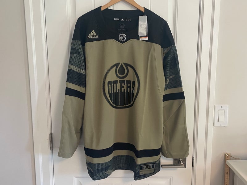 BMWT Authentic Adidas Edmonton Oilers Military Appreciation Jersey Size 52 Large