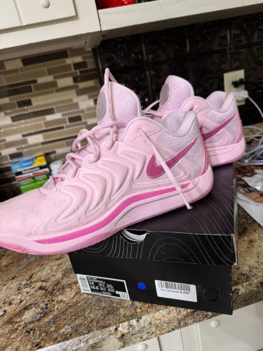 Men's Size M 14.0 (W 15.0) Nike KD 17 Shoes (Used)