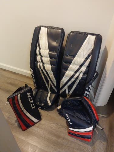 34" CCM Extreme Flex 4 Regular Goalie Full Set (Used)