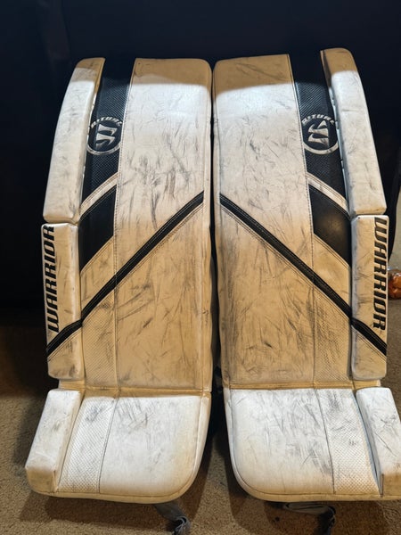 33+1.5 Warrior Ritual G5 Goalie Leg Pads (Used)