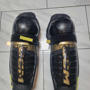 CCM Tacks AsV Pro Shin Pads