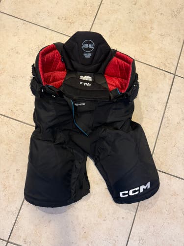 Men's Senior Medium CCM Jetspeed ft6 Hockey Pants (Used)