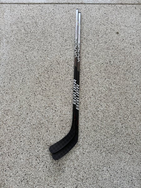 Senior Bauer Vapor Hyperlite Right Handed Hockey Stick P92 Pro Stock (New) (Tactile Grip)
