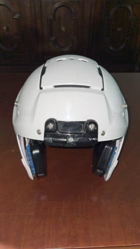 Large Youth Schutt F7 LX1 Helmet (Used)