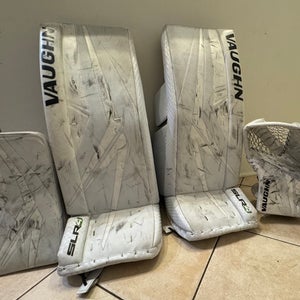 26" Vaughn SLR4 Goalie Set (Used)