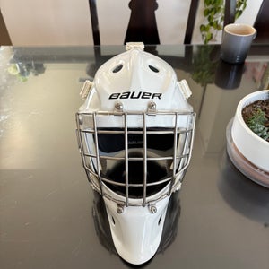 2024 Senior Medium Bauer 940 Goalie Mask (Used)