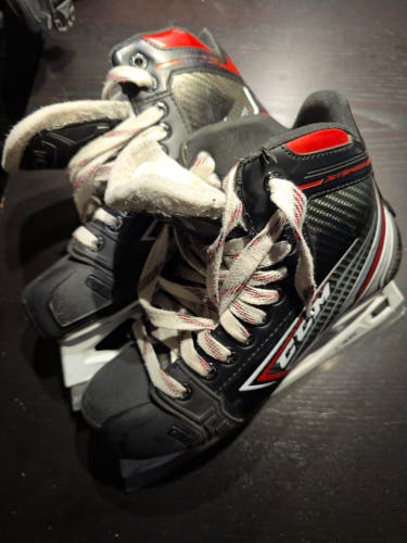 2020 CCM JetSpeed FT460 Hockey Skates Regular Width Size 6 (Used)