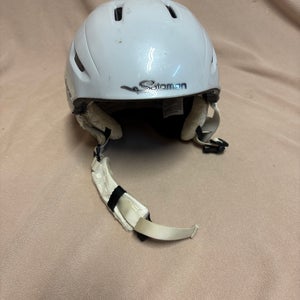 Kid's Medium Salomon Divine Helmet (Used)