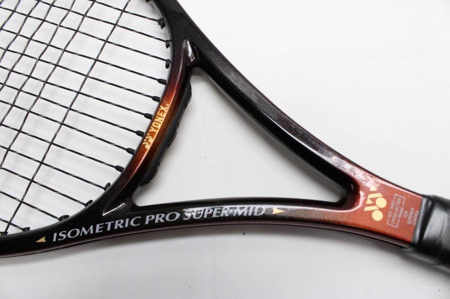 ​【超希少・新品未使用】YONEX ISOMETRIC PRO 105 YONEX ISOMETRIC PRO SUPER MID TENNIS RACQUET (4 1/8) NEW GRIP