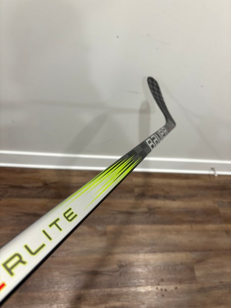 Bauer Vapor Hyperlite 2 Left Hand Hockey Stick P92 70 flex (New)