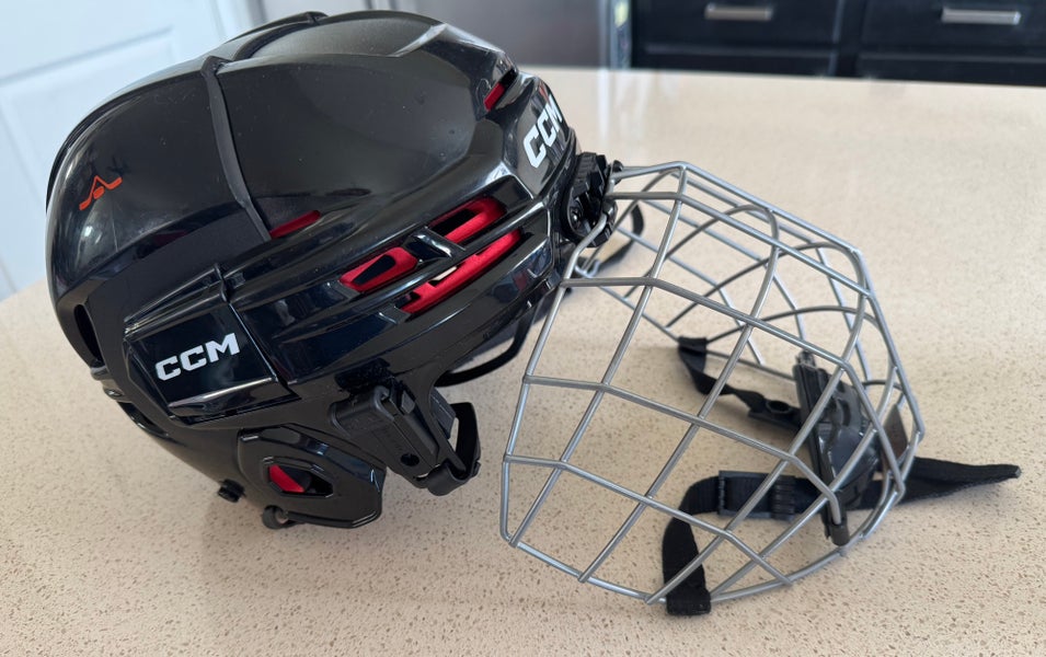 Youth CCM Tacks 70 Helmet (Used)