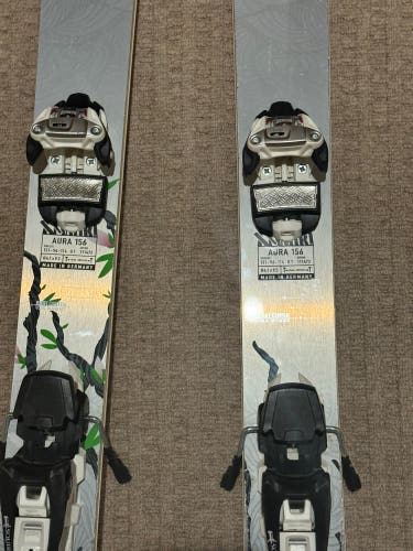 Women's Volkl Aura 156 cm All Mountain Skis With Bindings (Used)