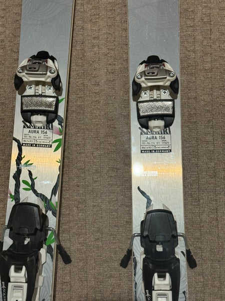 Women's Volkl Aura 156 cm All Mountain Skis With Bindings (Used)