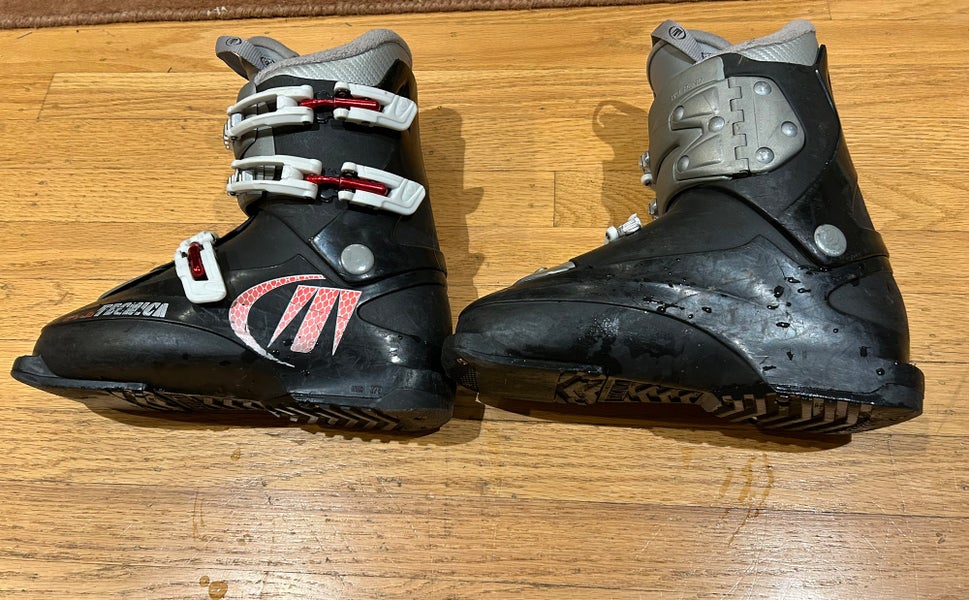 Mondo 23 & 23.5 Kid's Tecnica RJ Ski Boots (Used)