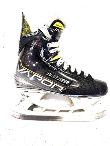 Used Bauer 3X Junior Hockey Skate Junior 03 11860-S000297792