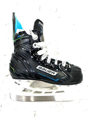 Used Bauer XLP Youth Hockey Skate Youth 08.0 11860-S000298166
