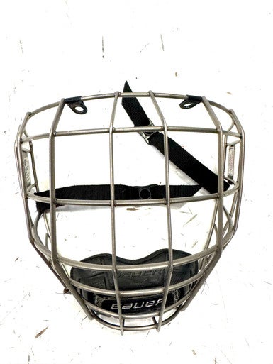 Used Bauer Hockey Wire Mask Grey SM 11860-S000298174