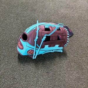 Wilson Outfield A1000 Softball Glove 12.5" (New)