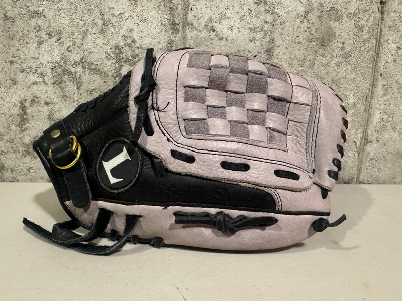 Louisville Slugger RH Baseball Glove 11.5" (Used)