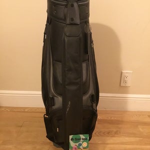 Nike Golf Tiger Woods Staff Bag with 6-way Dividers & Rain Cover