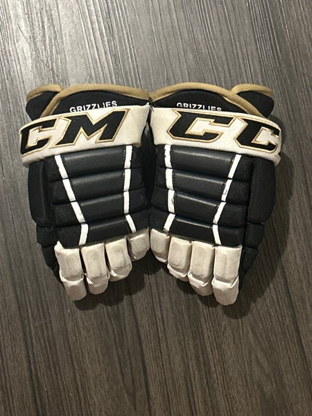 CCM Gloves 11" (Used)